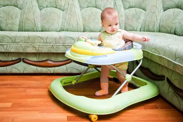 واکر انتخابی درست برای کودک