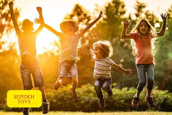 فروشگاه اسباب بازی؛ بازی های گروهی